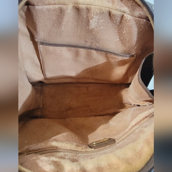 SOLD // Authentic Vintage Gucci Satchel Purse - Picture 8 of 15